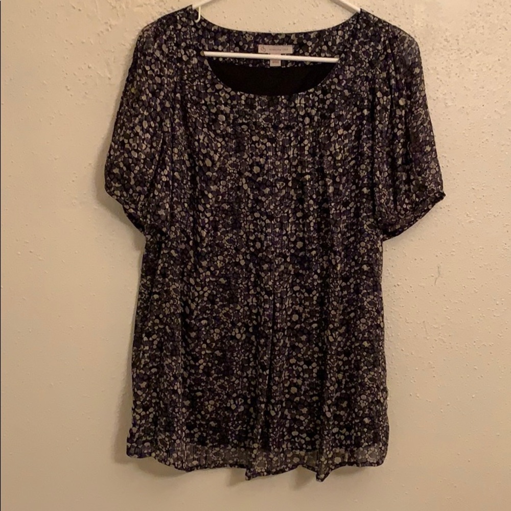 DB blouse with peekaboo sleeves